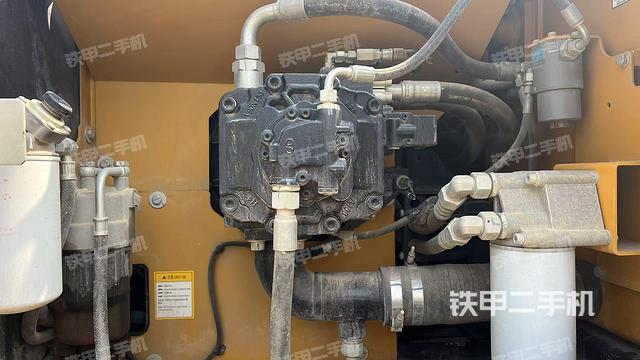 液壓泵室（大件艙室）