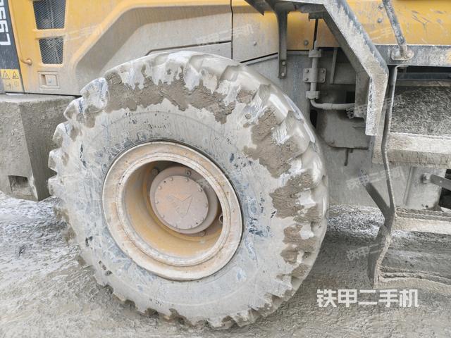 右后輪（行走機(jī)構(gòu)）