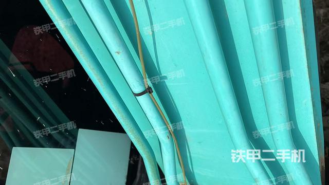 大臂背部俯視(工作和回轉(zhuǎn)裝置) 大臂背部俯視(工作和回轉(zhuǎn)裝置)