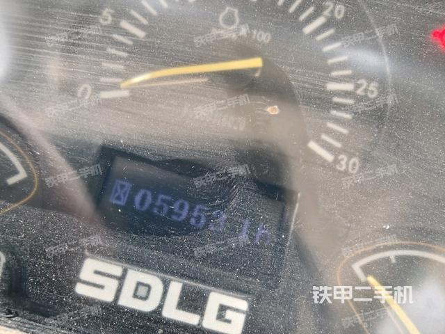 操作桿  檔位(駕駛室部分) 操作桿  檔位(駕駛室部分)