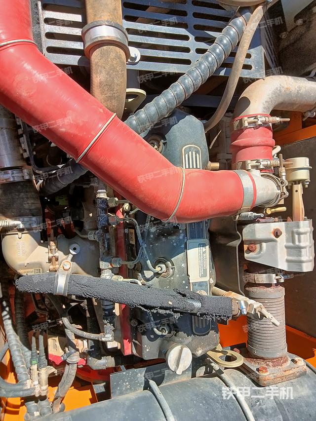 發(fā)動(dòng)機(jī)整體俯視（整機(jī)外觀）