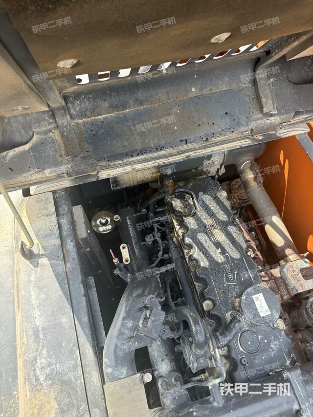 中央回轉(zhuǎn)接頭特寫(上車部件) 中央回轉(zhuǎn)接頭特寫(上車部件)