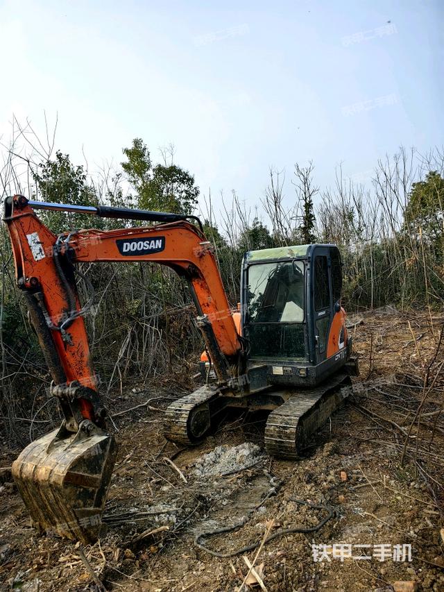 左后45（整機外觀）