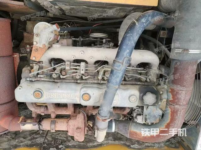 發(fā)動(dòng)機(jī)室（上車部件）