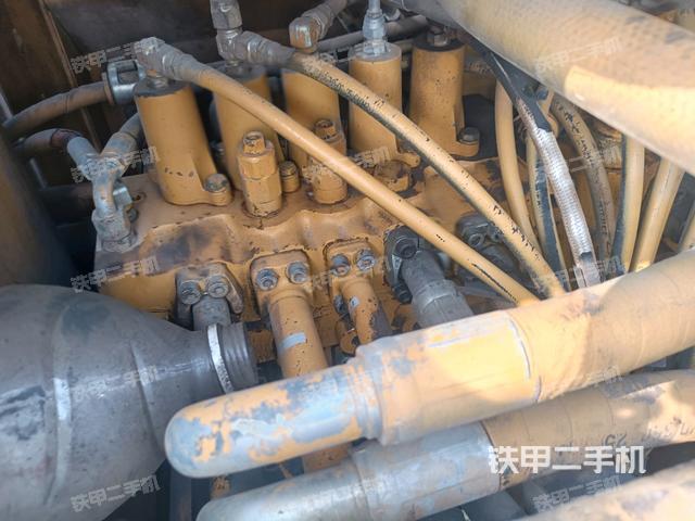 分配閥（上車部件）