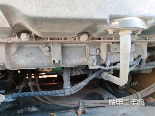 氣門室蓋螺絲特寫（上車部件）