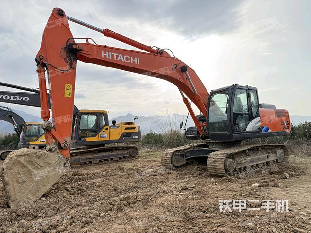 日立ZX240-5A挖掘機(jī)