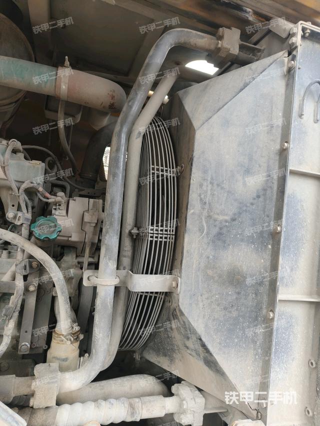 散熱器正面（動(dòng)力系統(tǒng)）