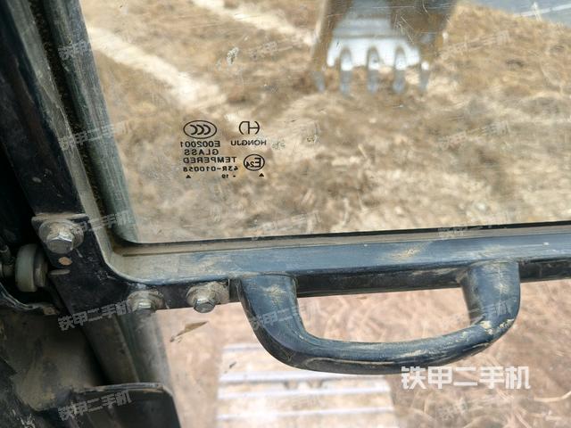 座椅后部（駕駛室部分）