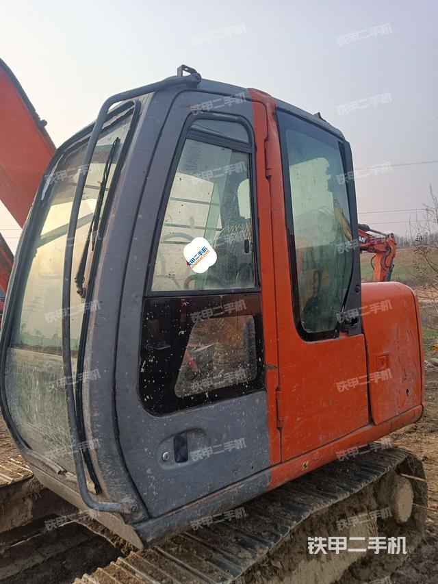 后窗玻璃角標(biāo)（駕駛室部分）