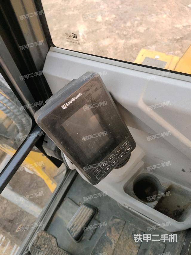 顯示屏?（駕駛室部分）