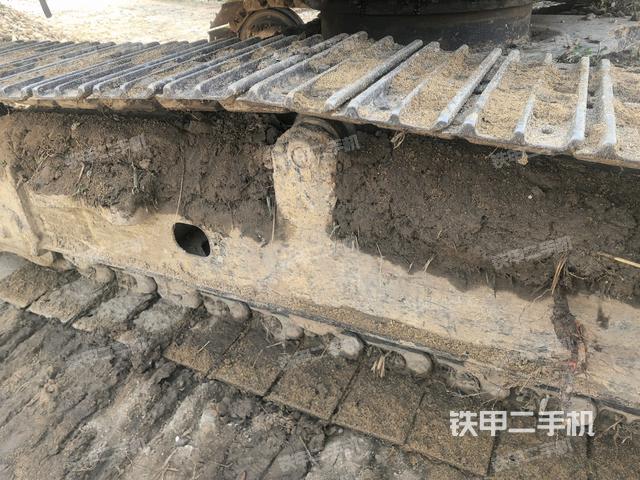 右驅(qū)動(dòng)輪（行走機(jī)構(gòu)）