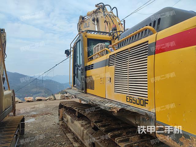 整机右后45°（整机外观）