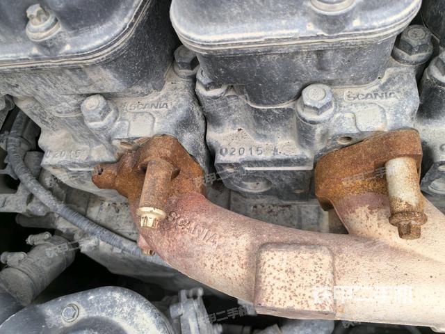 氣門室蓋螺絲特寫（上車部件）