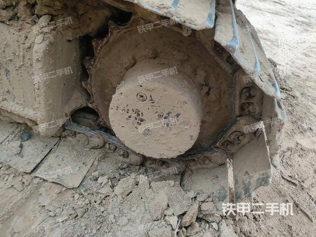右驅(qū)動(dòng)輪(行走機(jī)構(gòu)) 右驅(qū)動(dòng)輪(行走機(jī)構(gòu))