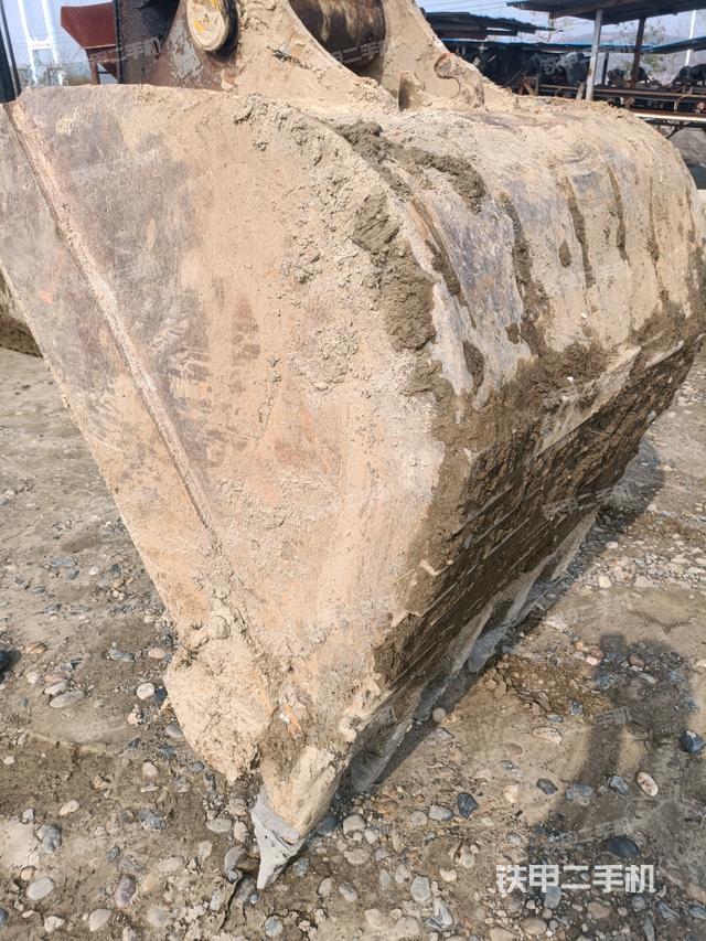 鏟斗右后整體（工作和回轉裝置）