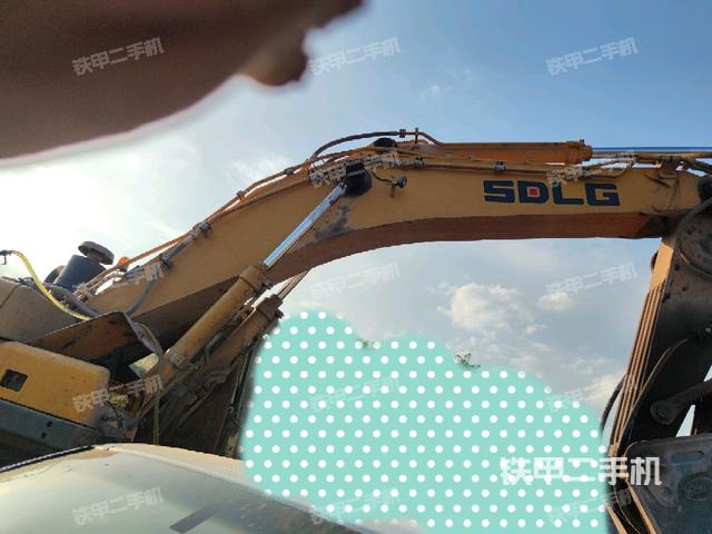 大臂整體?右側(cè)（工作和回轉(zhuǎn)裝置）