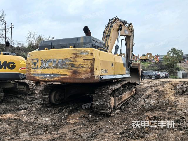 右后45(整機(jī)外觀) 右后45(整機(jī)外觀)