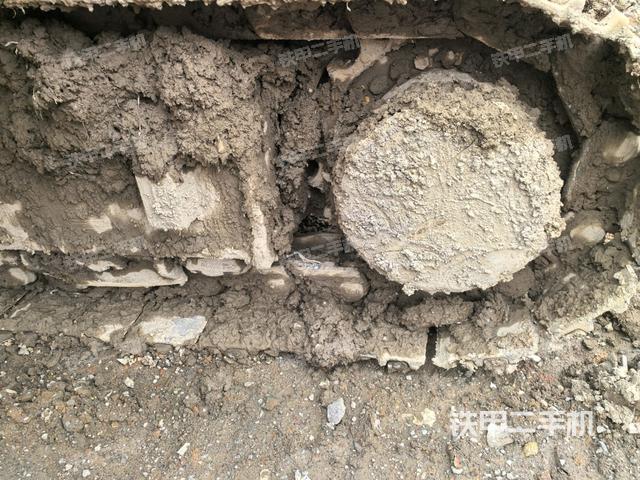 左側(cè)行走馬達蓋板（行走機構(gòu)）