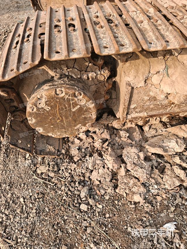 右驅(qū)動(dòng)輪（行走機(jī)構(gòu)）