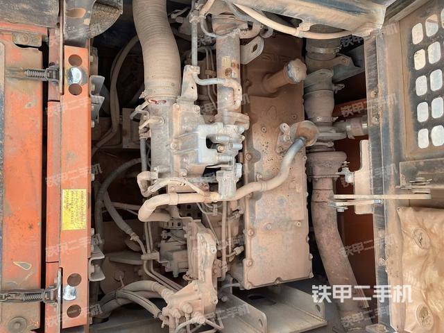 氣門室蓋螺絲特寫（上車部件）