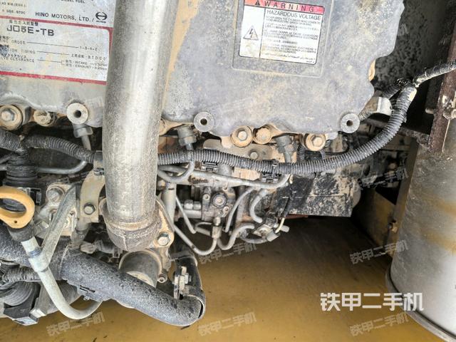 氣門室蓋螺絲特寫(上車部件) 氣門室蓋螺絲特寫(上車部件)