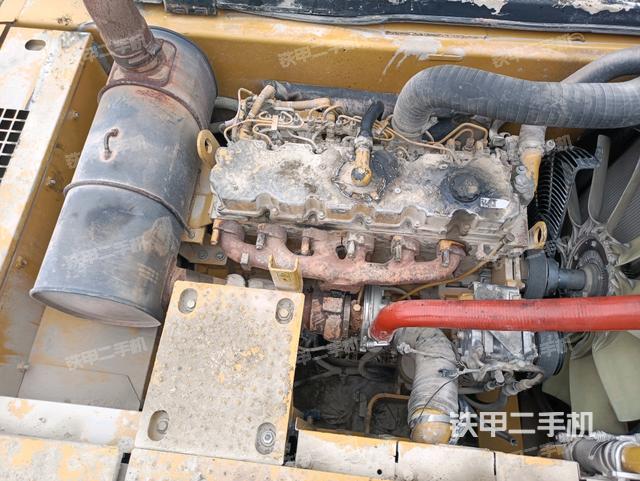 发动机室（上车部件）