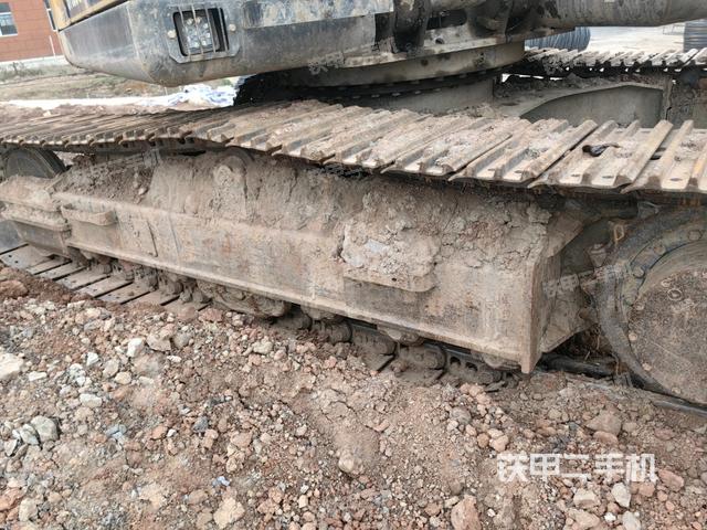 左側(cè)履帶整體?（行走機(jī)構(gòu)）