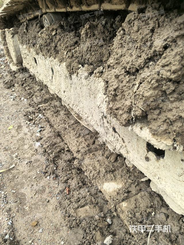 左托鏈輪和鏈筋(行走機(jī)構(gòu)) 左托鏈輪和鏈筋(行走機(jī)構(gòu))