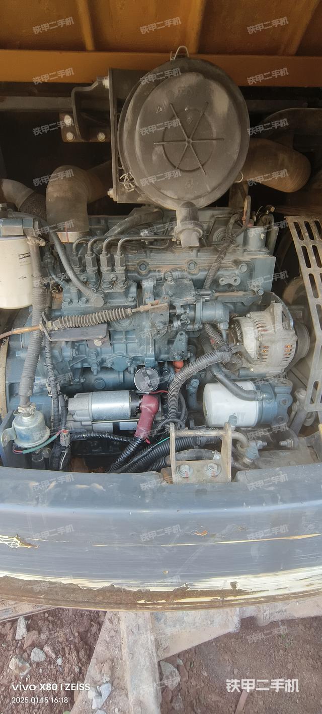 發(fā)動(dòng)機(jī)整體俯視(整機(jī)外觀) 發(fā)動(dòng)機(jī)整體俯視(整機(jī)外觀)