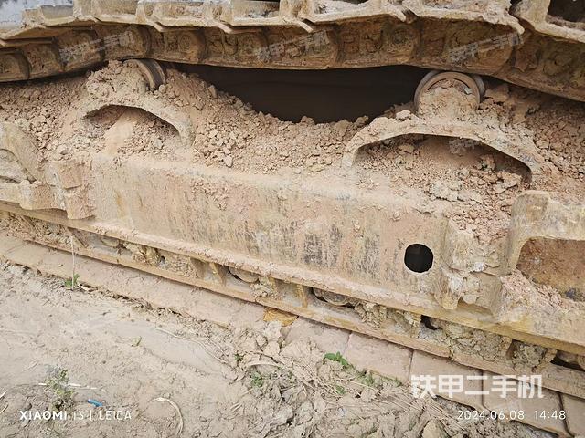 單側(cè)履帶整體（整機(jī)外觀）