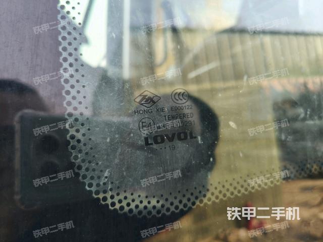 后窗玻璃角標(biāo)（駕駛室部分）