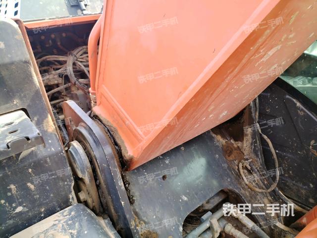 大臂根部?斜視（工作和回轉(zhuǎn)裝置）