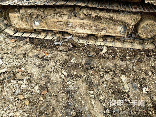 左側(cè)履帶整體?（行走機(jī)構(gòu)）