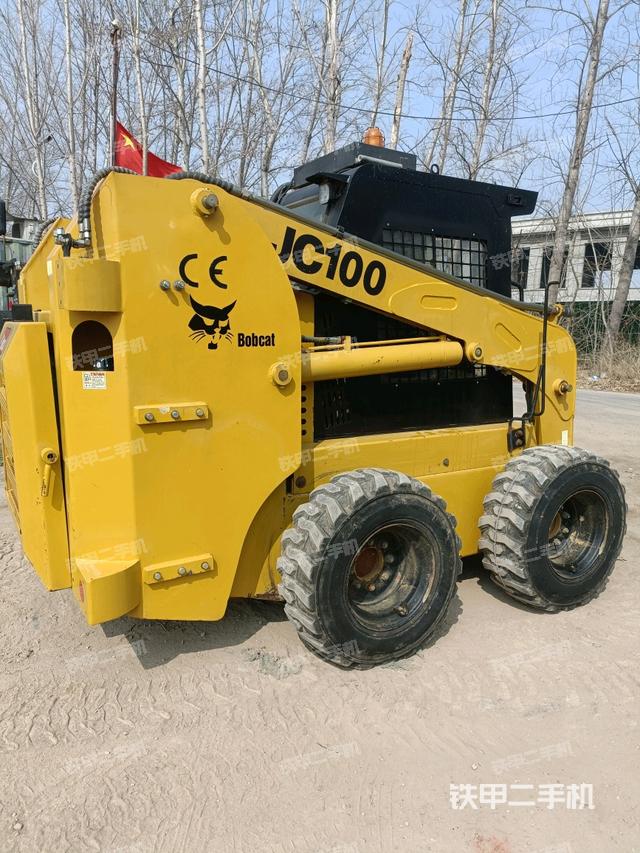 右后45(整機(jī)外觀) 右后45(整機(jī)外觀)
