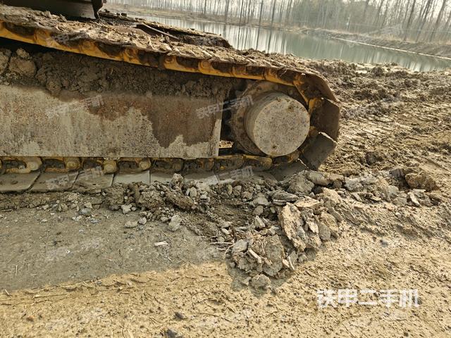 右驅(qū)動(dòng)輪(行走機(jī)構(gòu)) 右驅(qū)動(dòng)輪(行走機(jī)構(gòu))