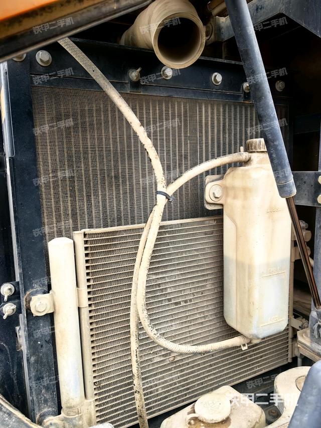 散熱器室(大件艙室) 散熱器室(大件艙室)
