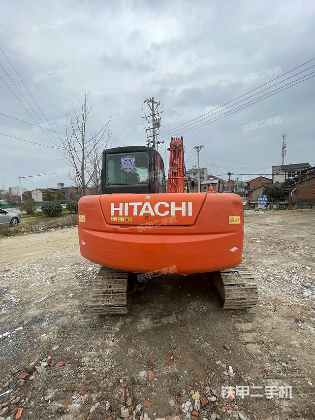 驾驶室顶部（整机外观）