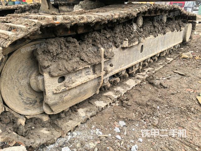 左側(cè)履帶整體?（行走機構(gòu)）