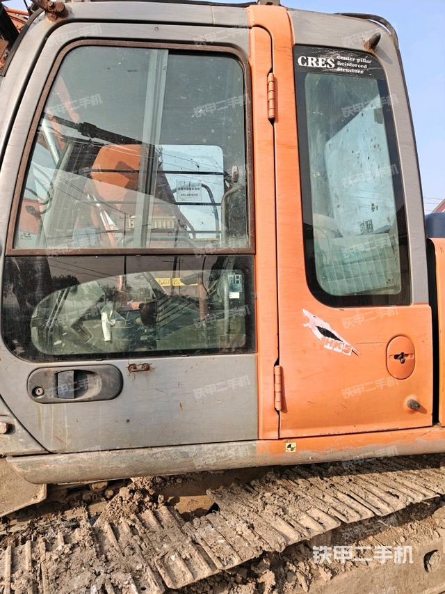 駕駛室正側(cè)（駕駛室部分）