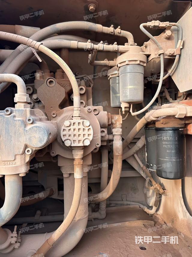 液壓泵室（大件艙室）