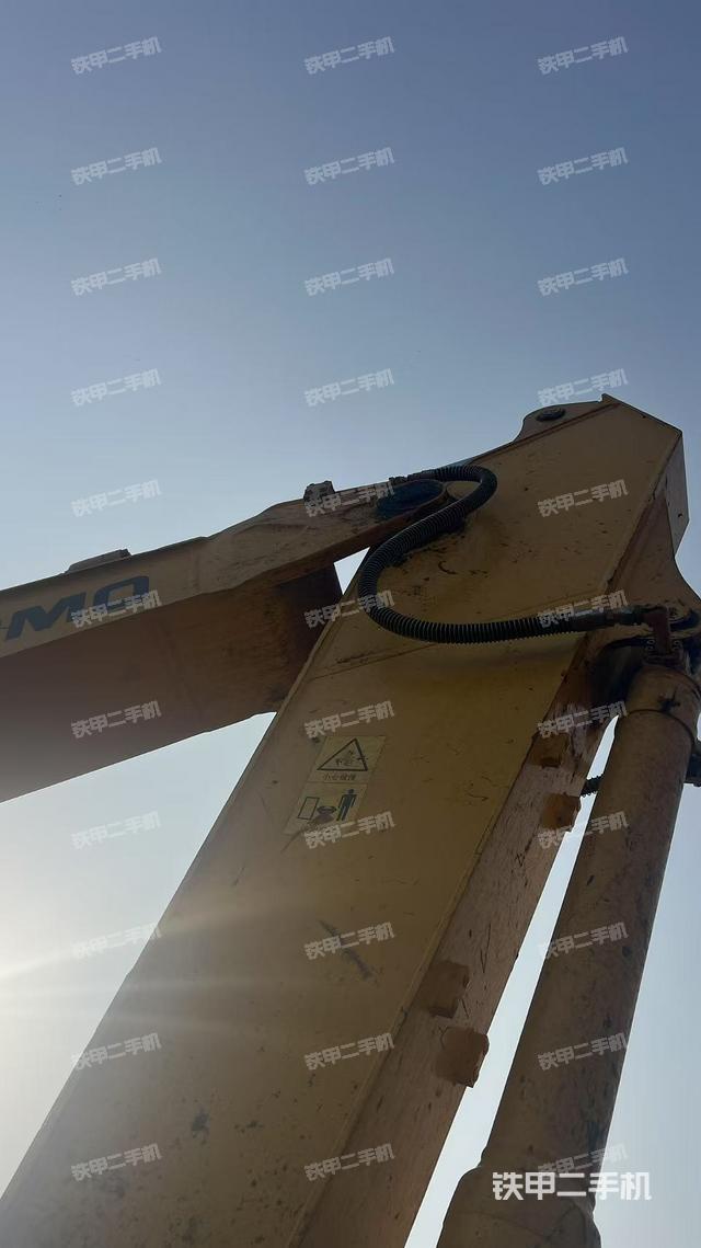 小臂整體右前（工作和回轉(zhuǎn)裝置）