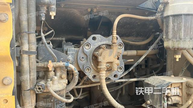 液壓泵室（大件艙室）