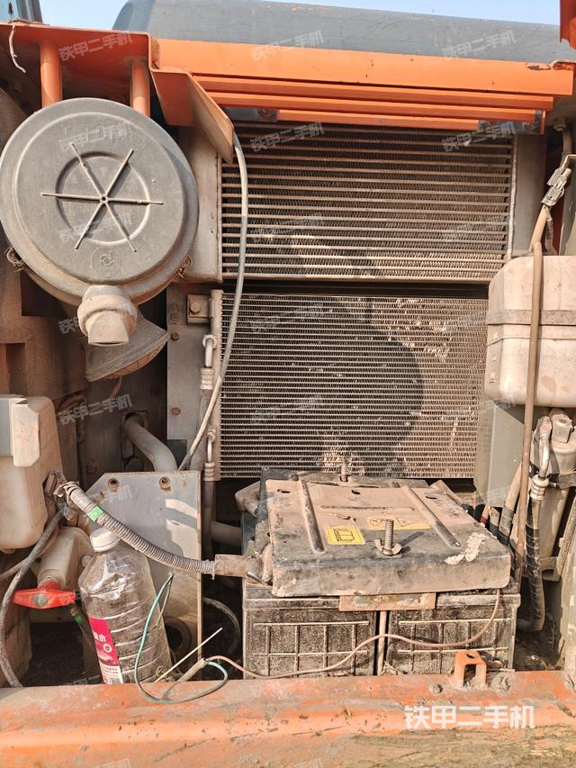 散熱器正面（大件艙室）