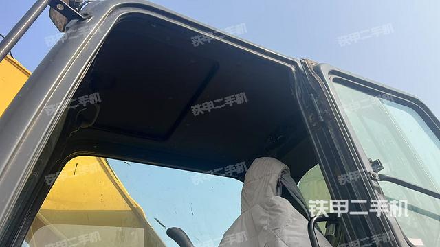 頂棚整體（駕駛室部分）