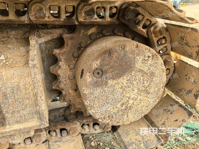 單側(cè)履帶整體（整機(jī)外觀）