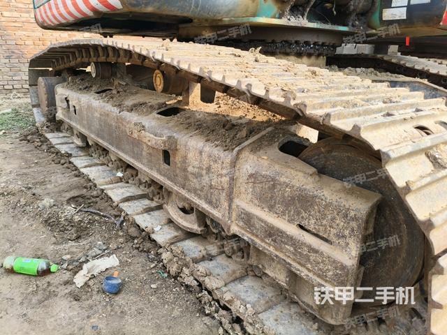 右側履帶整體（行走機構）