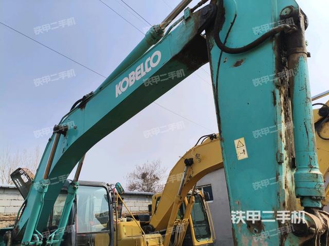 大臂整體?右側（工作和回轉(zhuǎn)裝置）