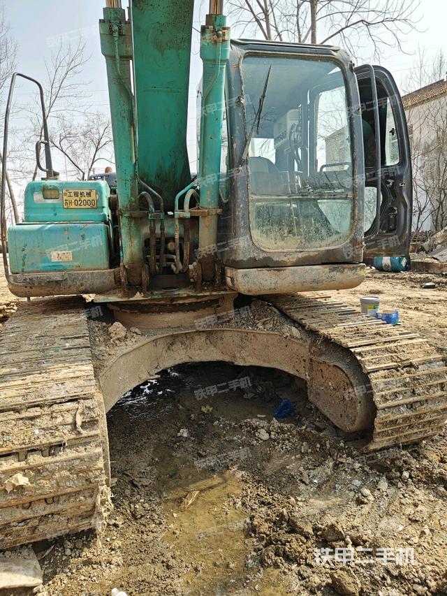 大臂油缸整體?豎拍（工作和回轉(zhuǎn)裝置）