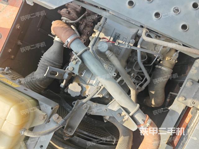 氣門室蓋螺絲特寫(上車部件) 氣門室蓋螺絲特寫(上車部件)